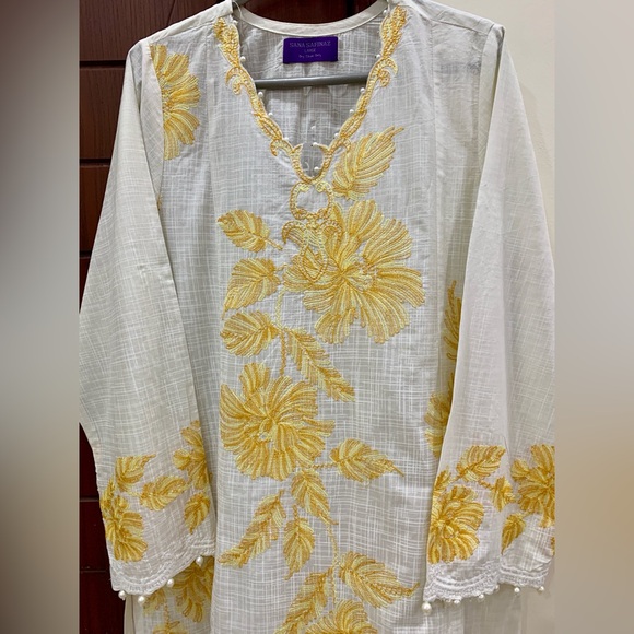 SANA SAFINAZ White and Yellow Embroidered Dress - Picture 7 of 14